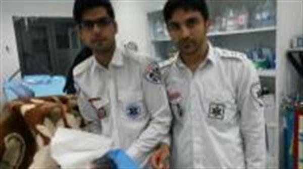 گزارش یک مورد زایمان در آمبولانس مرکز فوریت های پزشکی میانراهان