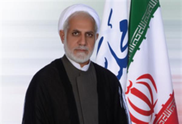 تقدیر سرپرست شبکه بهداشت و درمان صحنه از دکتر وحید احمدی نماینده  مردم در مجلس شوراری اسلامی