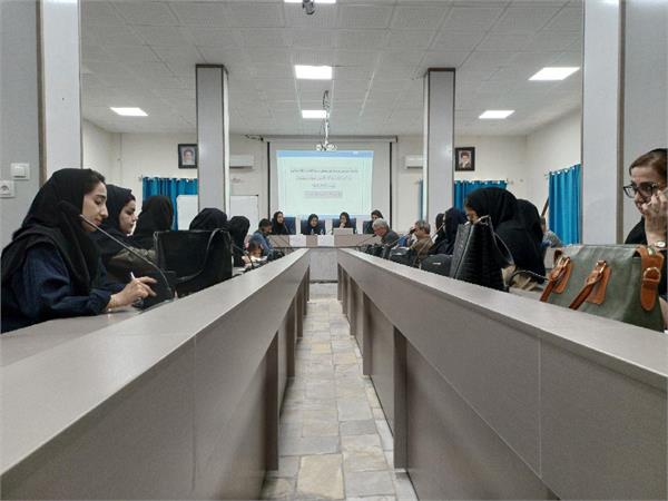 برگزاری کارگاه "نیازسنجی سلامت جامعه"در شهرستان صحنه