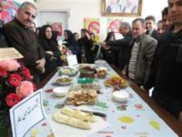 جشن غذای سالم در شبکه بهداشت ودرمان صحنه برگزار شد+ تصویر