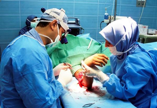 انجام عمل جراحی بر روی نوزاد 40 روزه در بیمارستان معاون صحنه