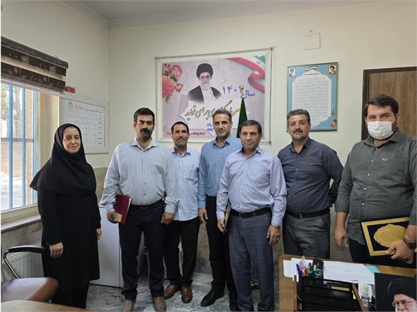 💢برگزاری آئین بزرگداشت روز خبرنگار در شبکه بهداشت و درمان شهرستان صحنه.